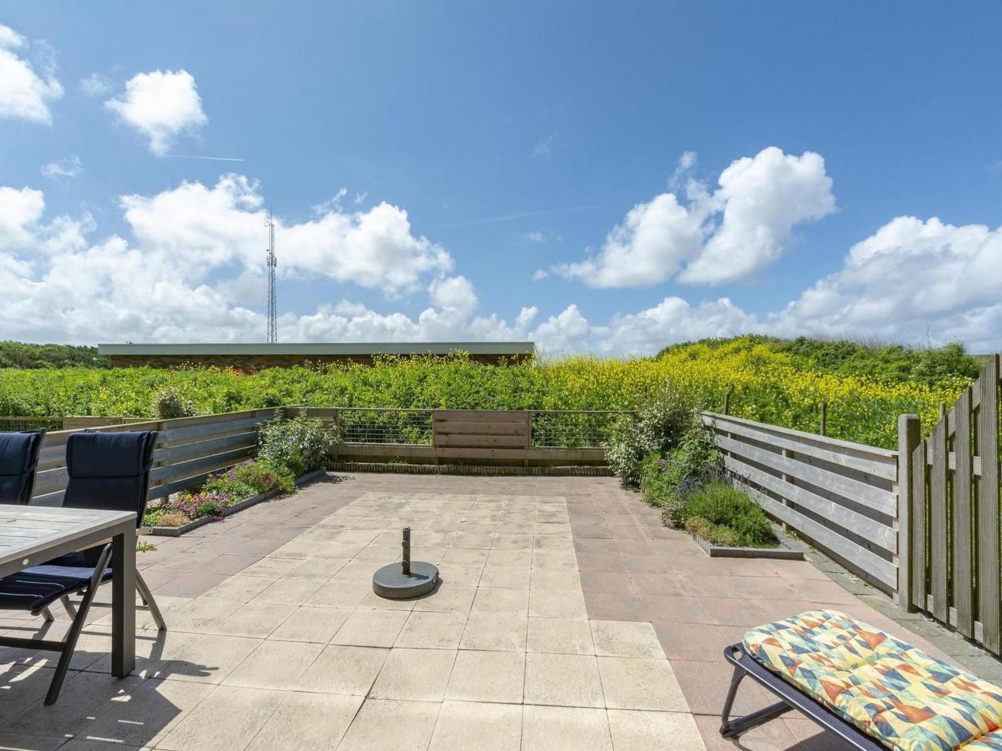 Alluring Coastal Apartment Callantsoog Exterior photo